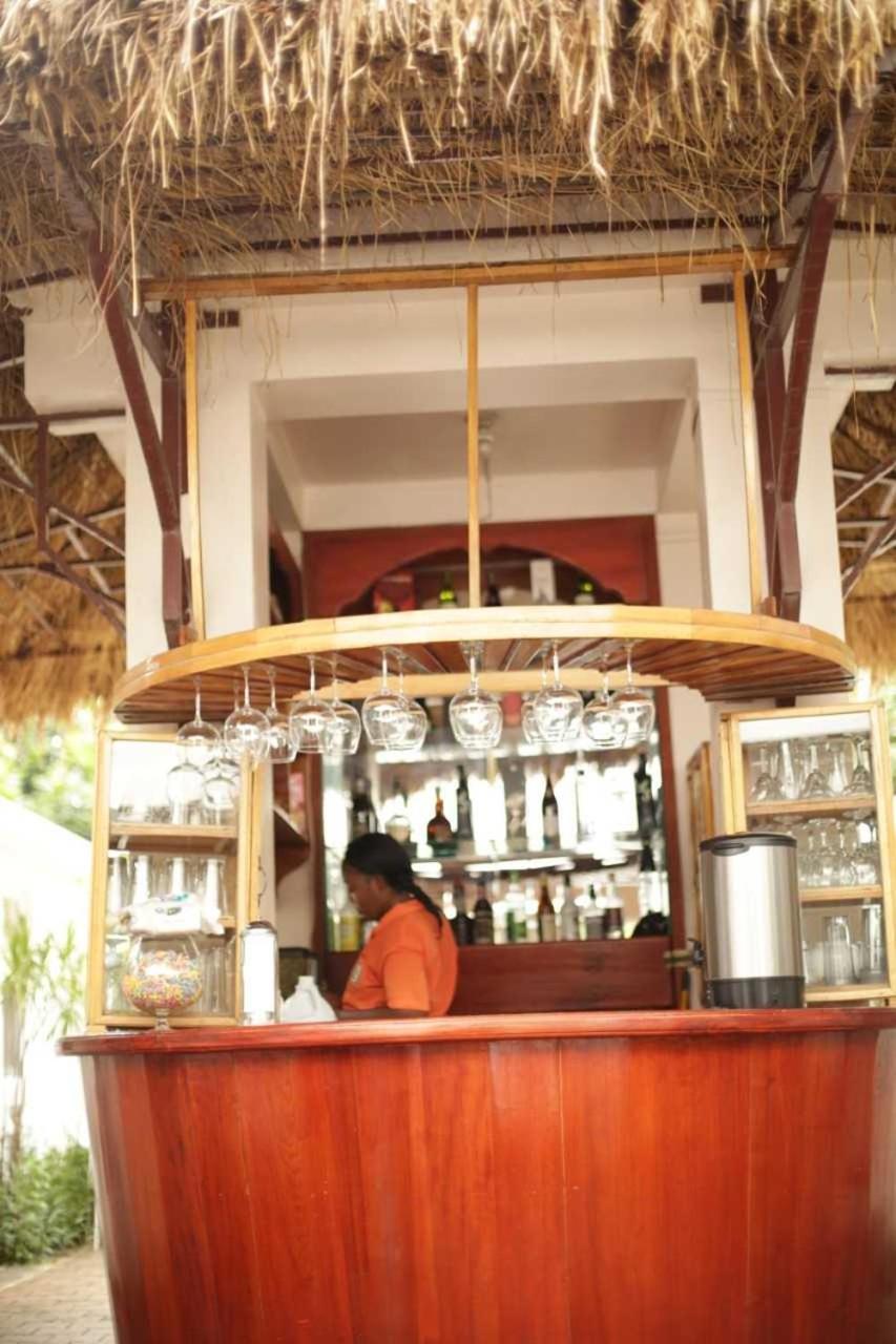 Arawak Hotel Leogane Esterno foto